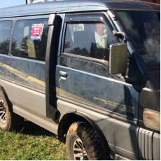 Шноркель Mitsubishi Delica (Space Gear / L400) 1989 – 1999 (ГОФРА 70)